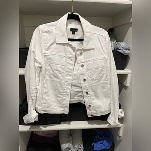 Ann Taylor White Denim Jacket barely worn size M